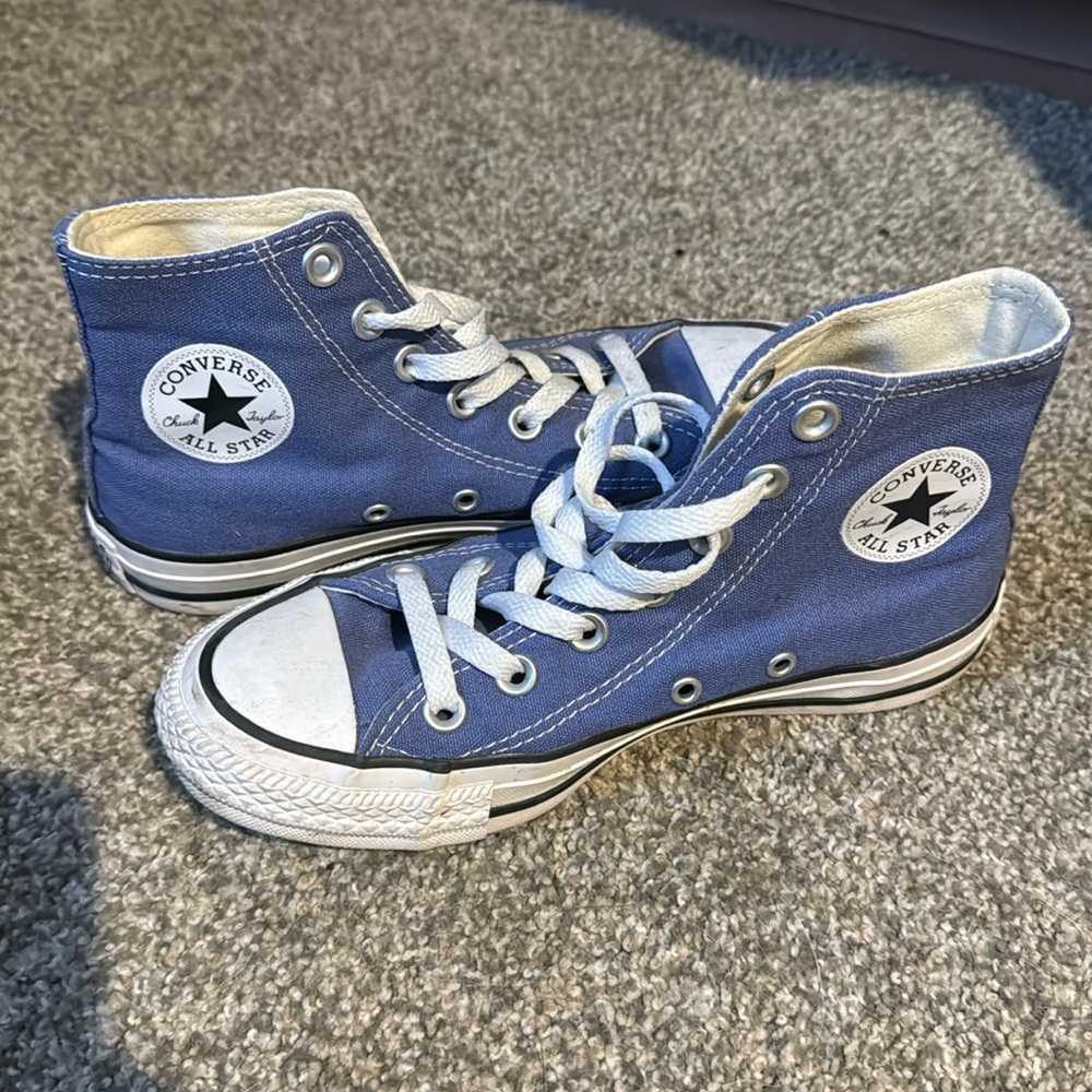 Blue converse